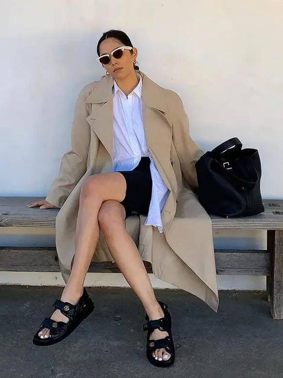 凉鞋|“丑”凉鞋大翻身，刘雯都不离脚，原来你这么好看