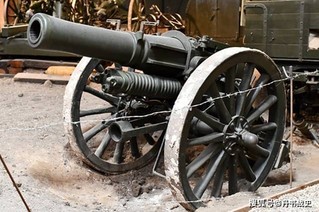 原创英国bl6英寸30cwt榴弹炮,装着2具大弹簧,一战前的攻城榴弹炮