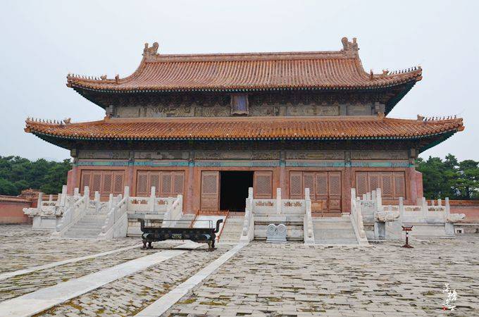 陵墓|探访清东陵，这座陵墓埋葬了一位皇帝，四位皇后，四十八位嫔妃