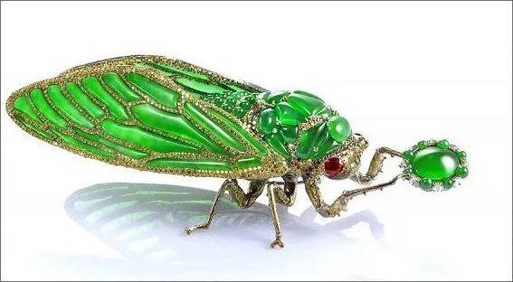 埃尔法|《三十而已》里的富婆们，再落魄也不会搭便车