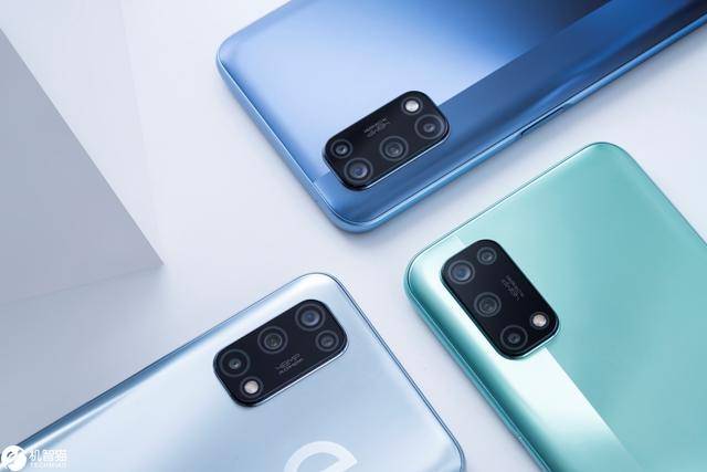 测评盘点|realme真我V5抢先体验：给竞争对手们打了个样