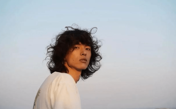 杨英格退赛引猜疑，高压工作导致旧疾复发，曾患焦虑症无法社交_搜狐网
