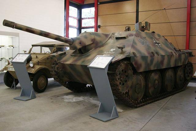 德军装甲部队里的多面手, 生产于捷克斯洛伐克的