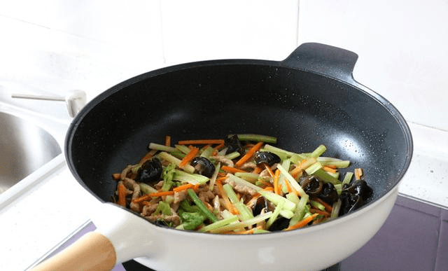 什么菜适合炒肉丝 7640c9357fb9488f88250cbc79234e2b.png