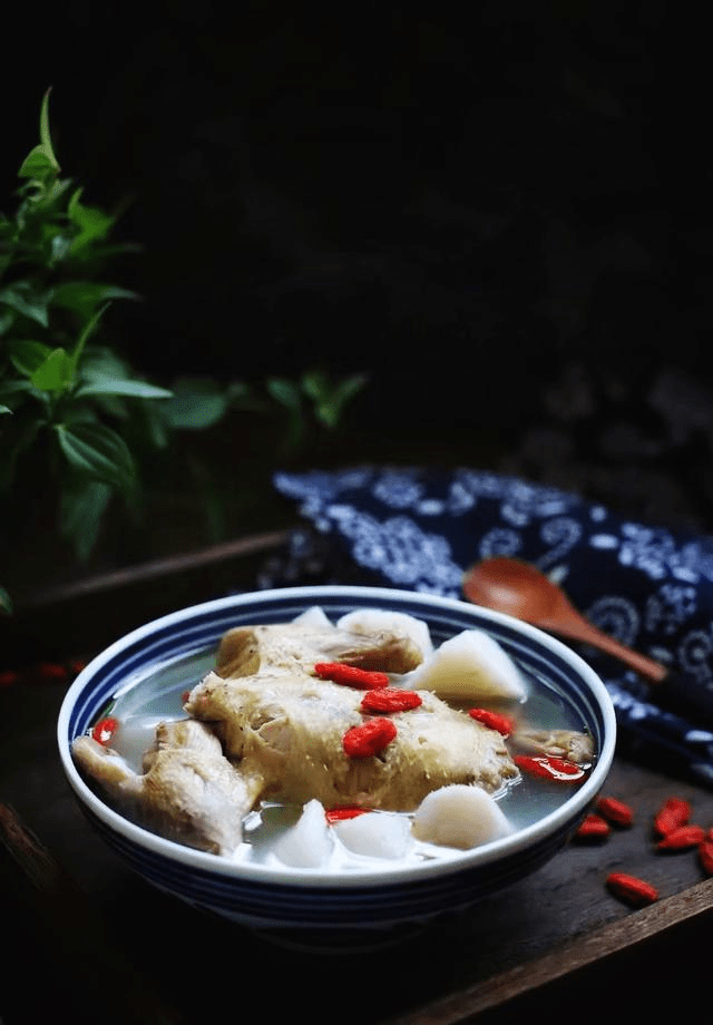 手术后鸽子汤的做法窍门 f2798f70bea44114ac16e250523515f8.png