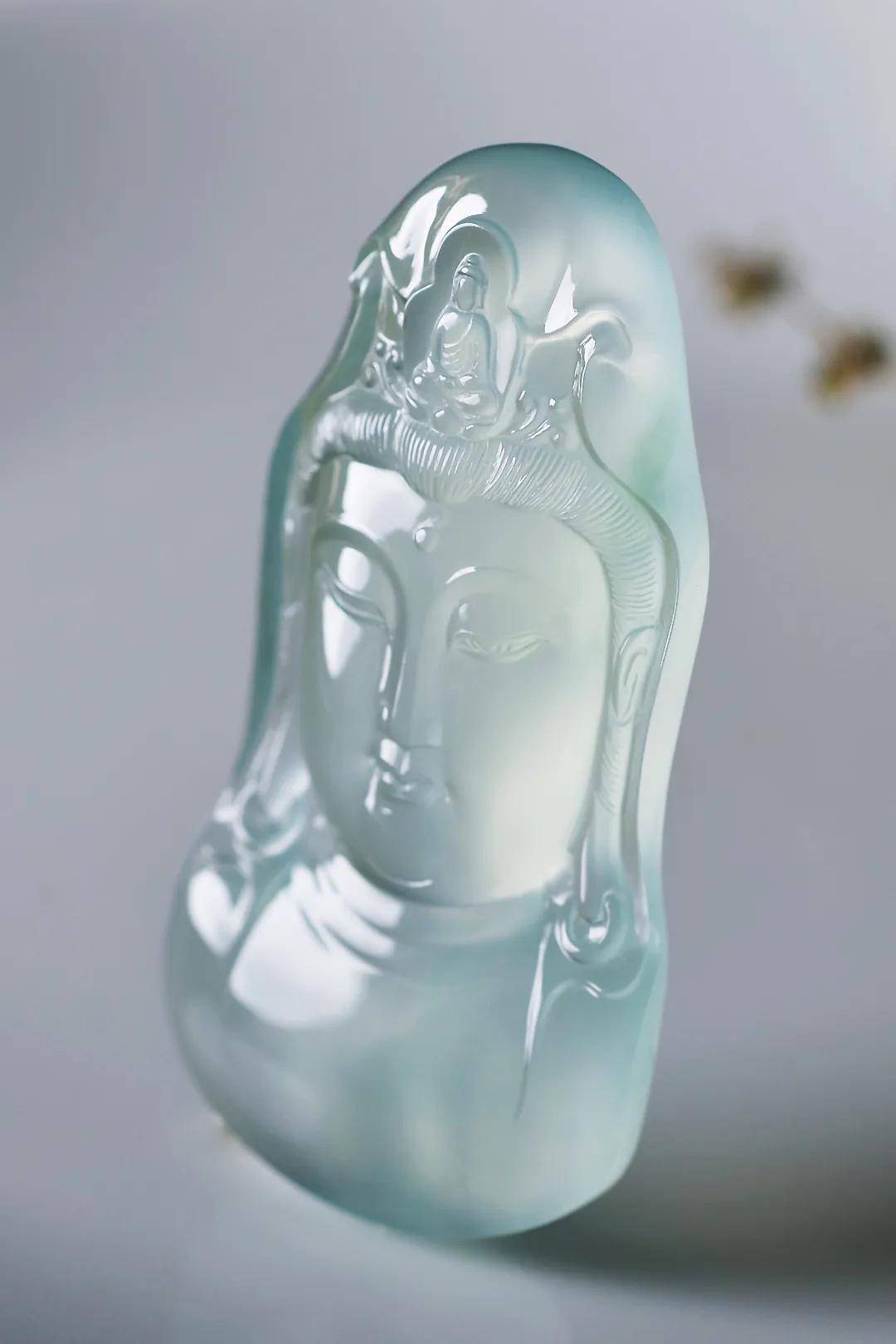 翡翠|裸石 or 镶嵌谁才是你的最爱？别着急，看完再下结论~