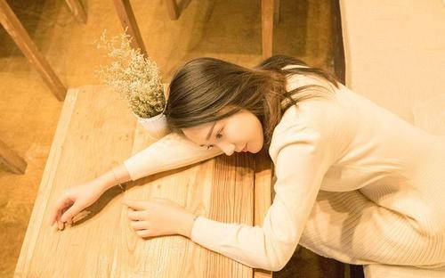 啥也不会的女人 5fa7b5a04067439b946a801f83275581.jpeg