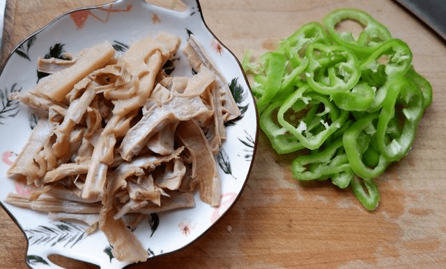 笋的家常做法简单又好吃 6952070ccfa24a81990478ec6716821d.png