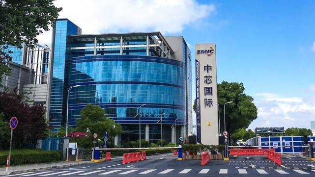 毛利率|净利增长超6倍股价仍下跌超10%，中芯国际到底行不行？