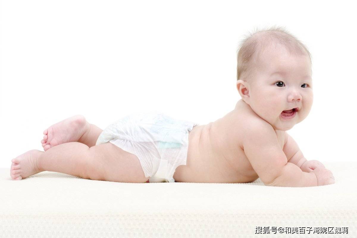 婴儿|家长们轻松宝宝聪明健康成长这样陪伴0-1岁的宝宝