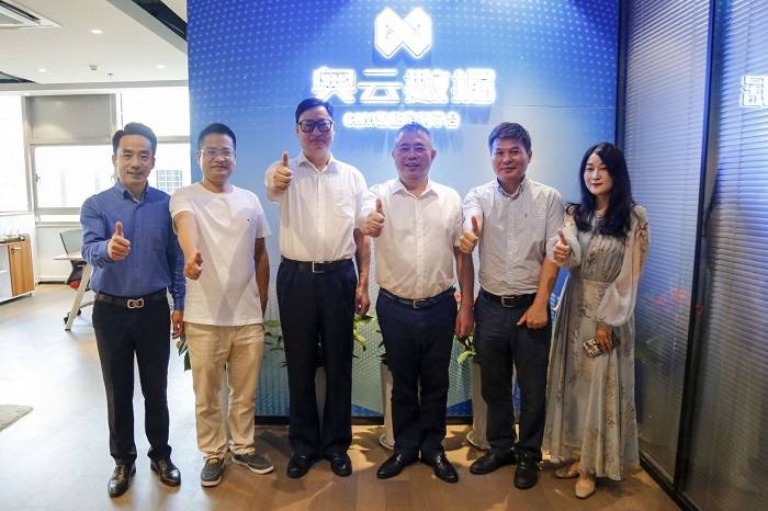 中国鞋业首家C2M智能定制平台入驻世界温州人家