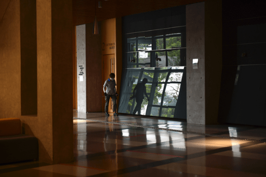 志愿|即可录取！活久见！香港中文大学录取分爆冷！文科565低分