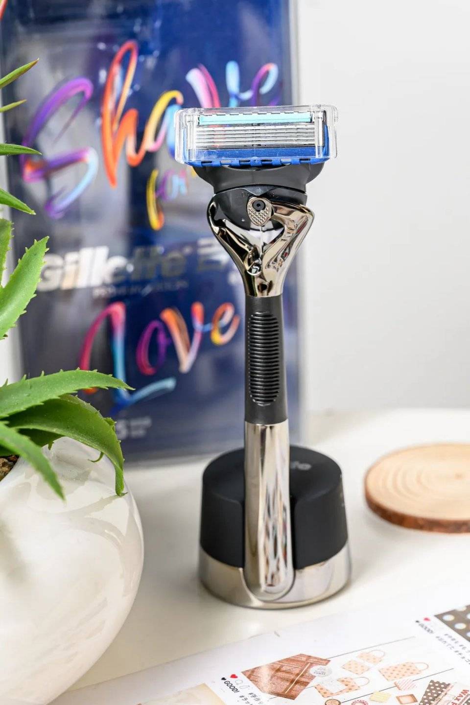 男友|屈臣氏摇一摇就免单，Olay小白瓶、沙宣…