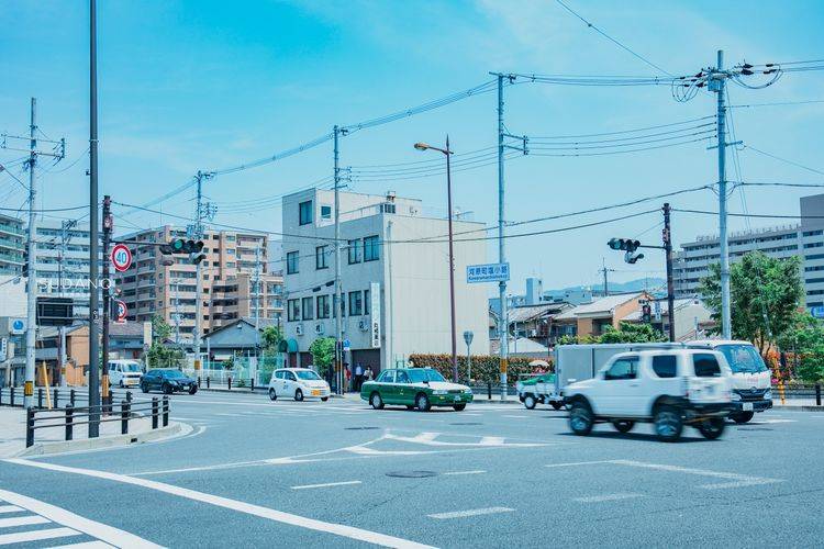 原创日本街头干净又安静，充满宫崎骏的夏天，中国摄影师：又恨又羡慕