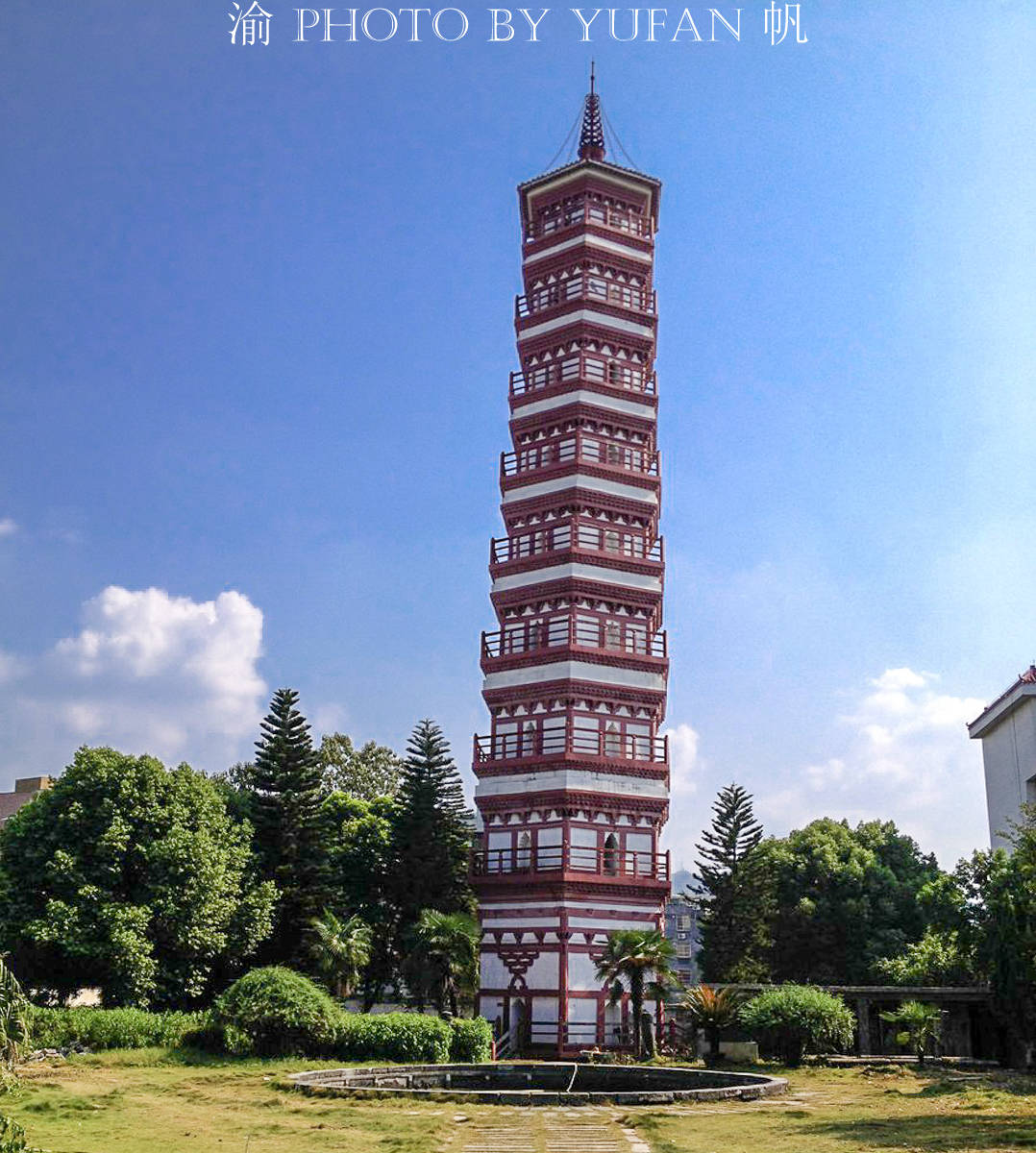 
            中国最古老的斜塔，比比