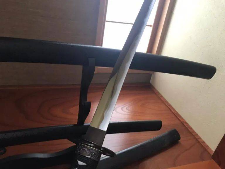 Arat|钻石口罩，可能是最没用的奢侈品