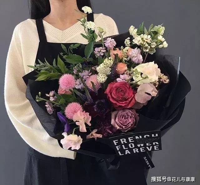 彩色花怎么搭颜色好看_花简笔画彩色(3)