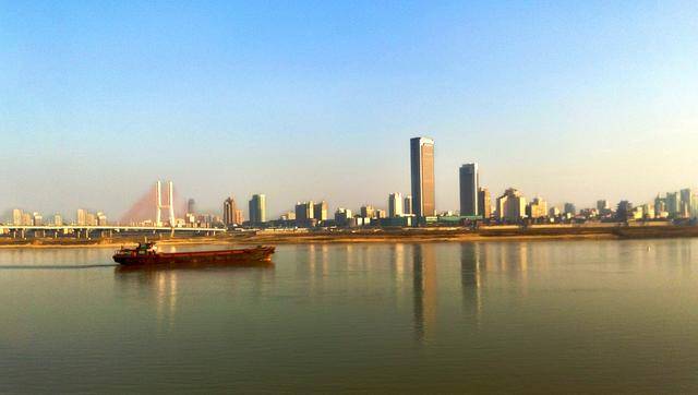 2020上半年赣州市GDP_赣州市恒大名都8栋图(2)