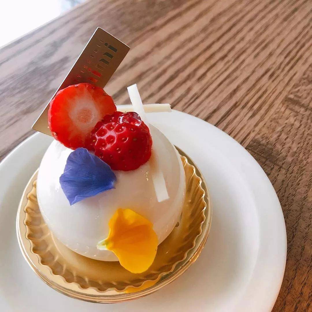 “帕拉金糖+巧克力”健康融入甜点，这家日本夫妻店创新法甜太有想法！