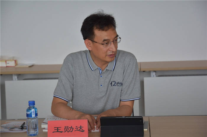 教育|北京师范大学中国教育政策研究院执行院长张志勇一行莅临十二学调研指导