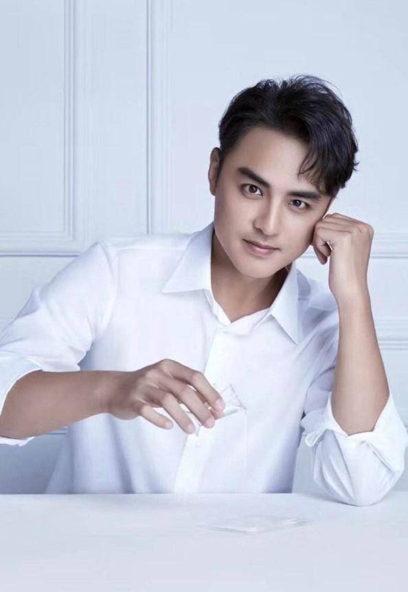 40岁明道为张庭站台，满脸堆笑人气却不如陶虹？