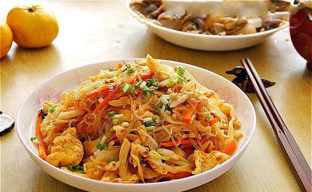 鸡蛋胡萝卜包菜怎么炒好吃 a9ec8867275748498283b26cef91b364.jpeg