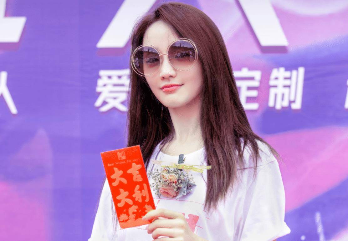 肖燕什么成语_肖燕古装图片