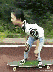 原创搞笑gif:美女你这男友是租来的?