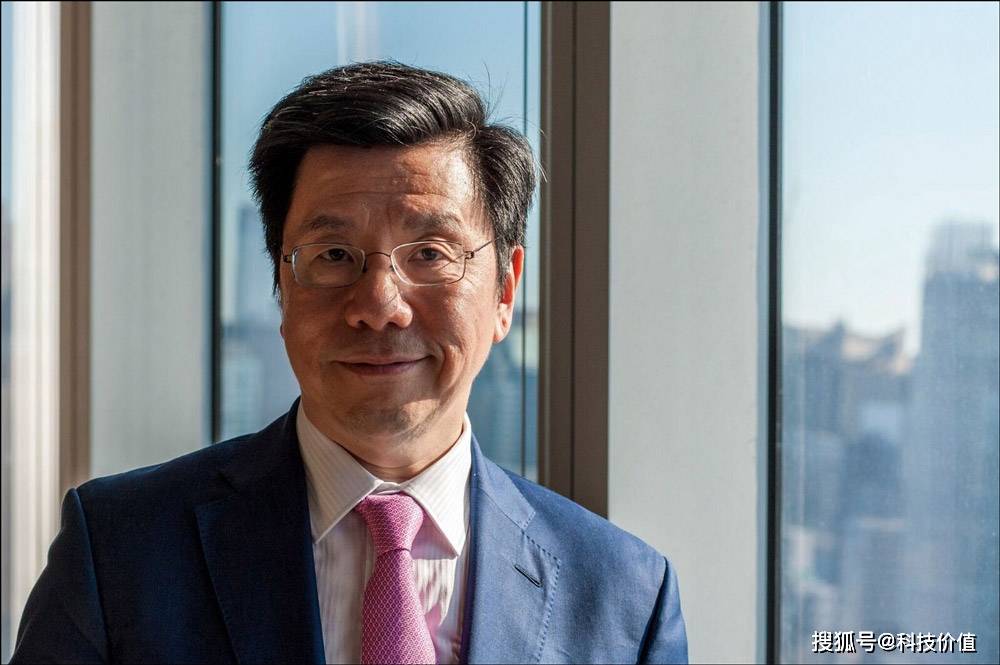 原创世界第一所人工智能大学明年开学：李开复任董事，所有学生有全额奖学金