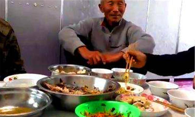 成语一表什么俗_成语故事图片(3)