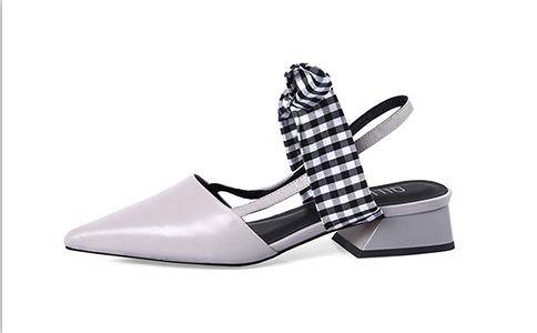 最新时尚鞋直播 6ea7e72ae8e94a22b9e3c4f5b23d7321.jpeg