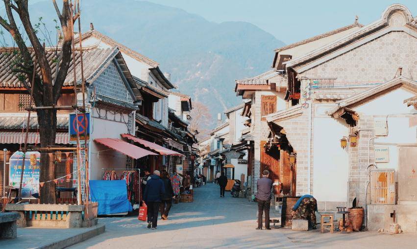 在外打工的gdp属于哪个省_打工人图片