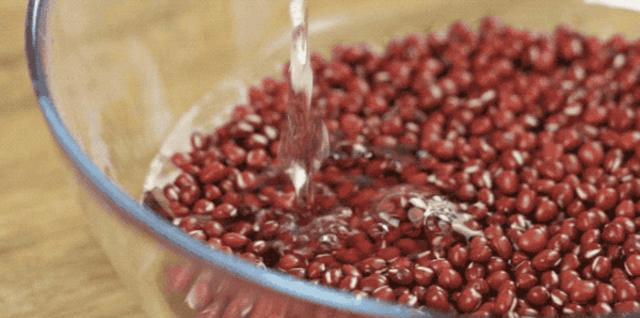 怎么做红豆沙馅料 e0c1805e022d4236b1b9cb7c8b6df89d.png