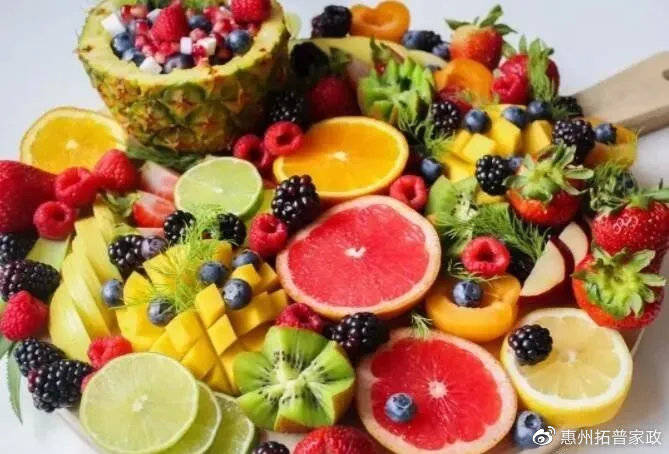 西瓜是凉性食物还是热性食物 5233f45aae284b7281f84c946876c7c9.jpeg