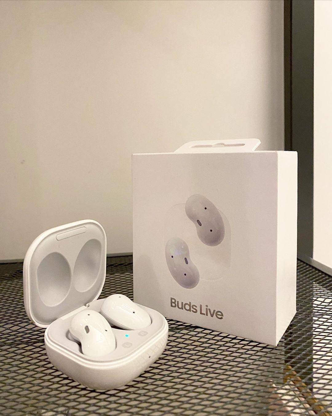 小巧的外观,强大的功能——galaxy buds live主动降噪