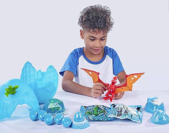 元素|销售额年增长240%，网络曝光超4亿，ZURU做潮玩凭啥这么火？