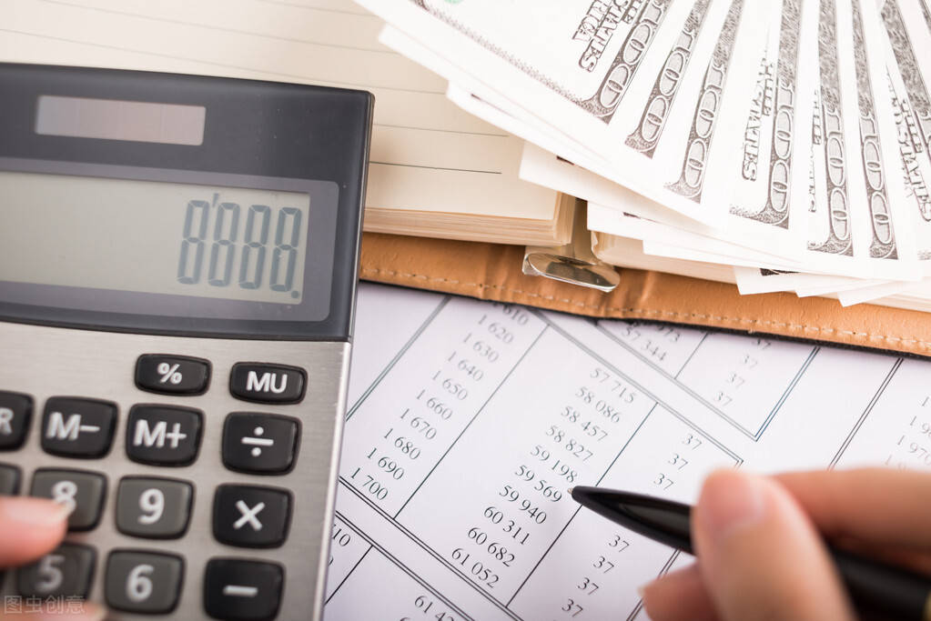 酒店收入算GDP吗_财政收入占gdp的比重(2)