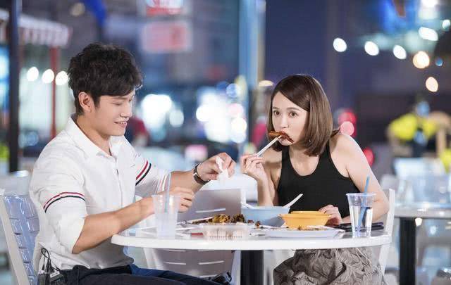 互动|原创艾伦晒新作小情侣再互动，陈乔恩盛赞其才华，不忘自称缪斯女神