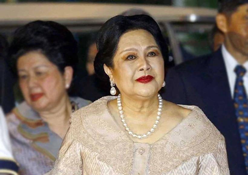 蓝宝石|泰国太后果然宠苏提达王后！奢华珠宝赠儿媳，蓝宝石配绿裙惊艳了