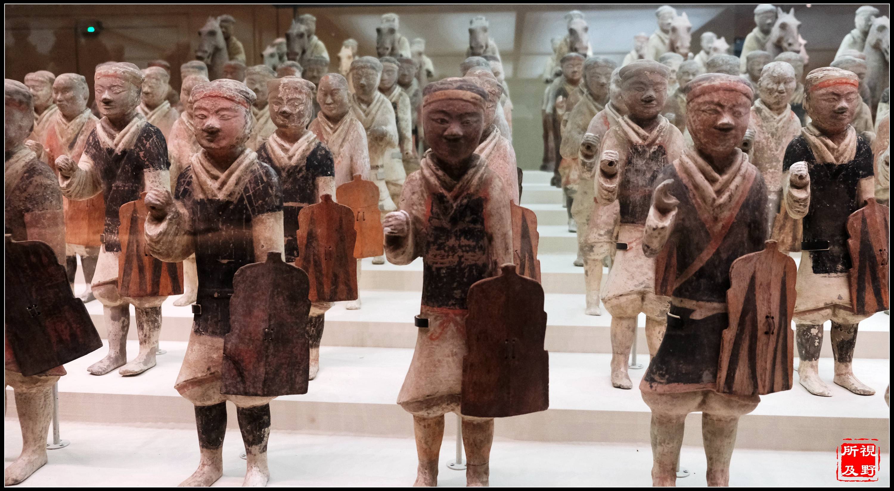 墓葬|找寻西汉人民的人生密码----杨家湾西汉彩陶兵马俑