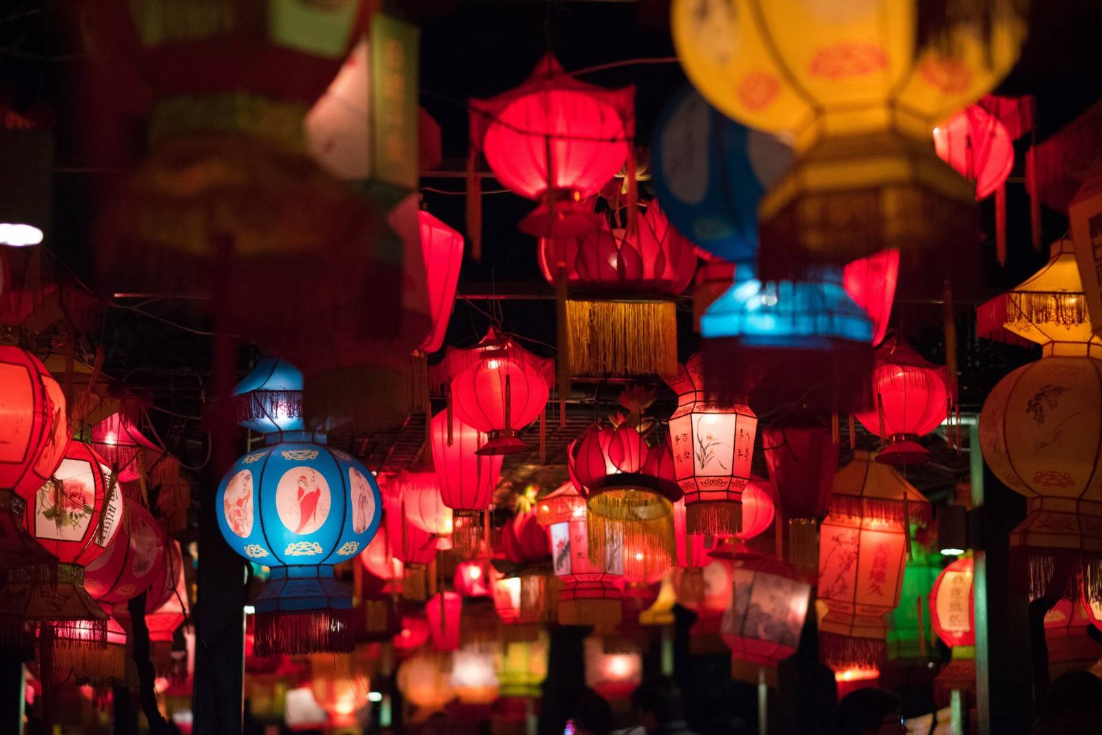 国资|西安旅游遭磐京基金举牌达5%，“野蛮人”再挑战国资大股东