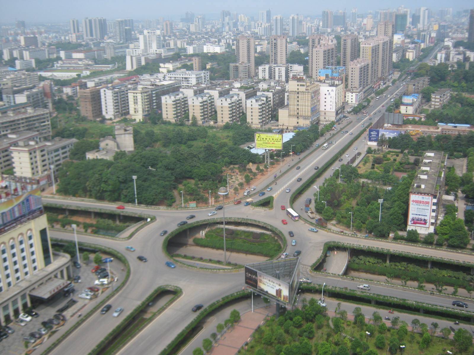 衡阳市位于湖南省中南部地区，是长江中游城市群重要成员、湖南省域副中心城市