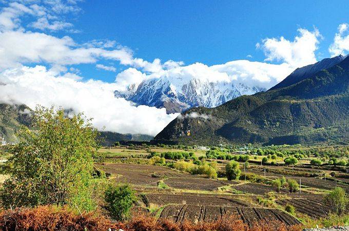 西藏最高海拔的镇 6ef83cdd2016456a8a87ce212ccc3293.jpeg