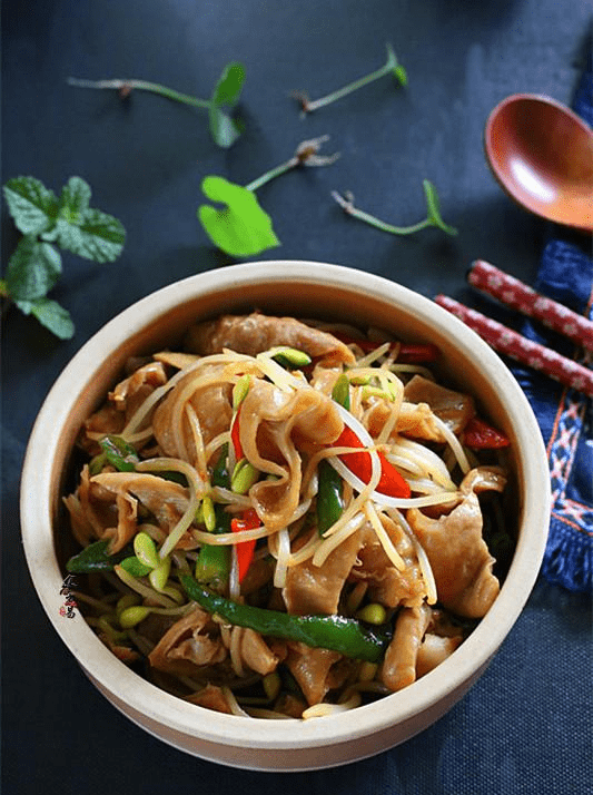 肥肠配什么菜炒好吃呢 f6ba0886ad5849ae8adc0d9193b2dbff.png