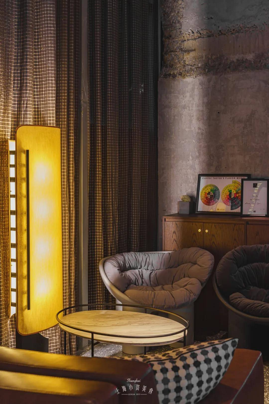 赛博|24H不打烊，赛博朋克复合咖啡空间太时髦！