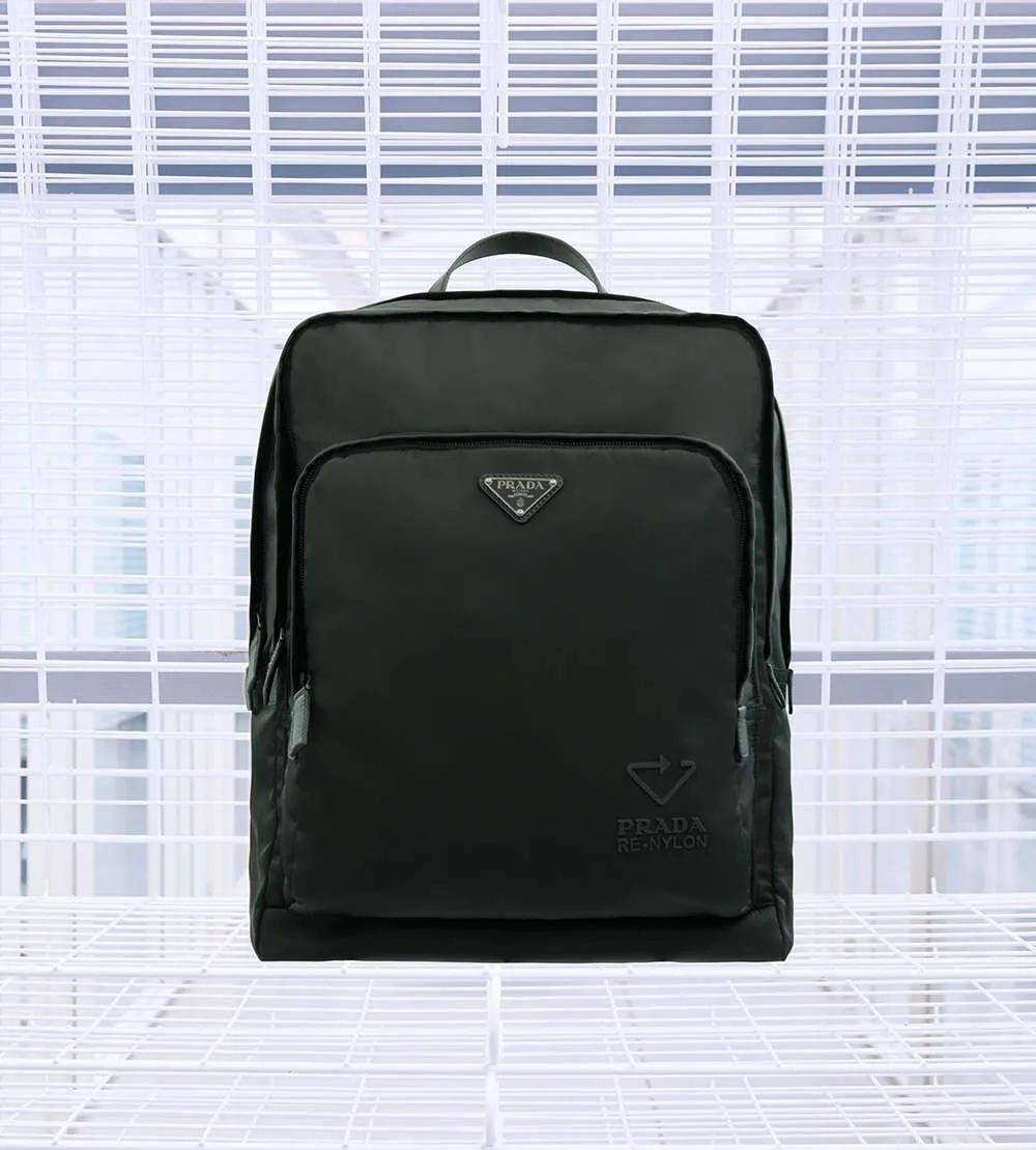 出圈|红出圈的PRADA尼龙系列背后究竟有什么不为人知的秘密