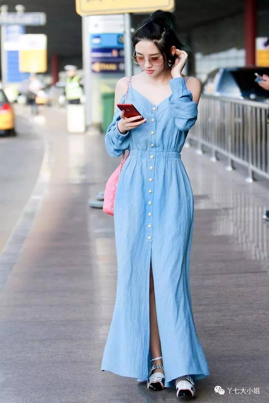 装饰|嫌衣服单调？加几颗小钮扣，眼睛都看直了~