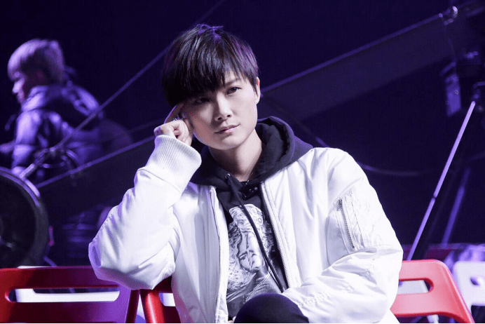 李宇春|李宇春、张靓颖,你们凭什么当导师