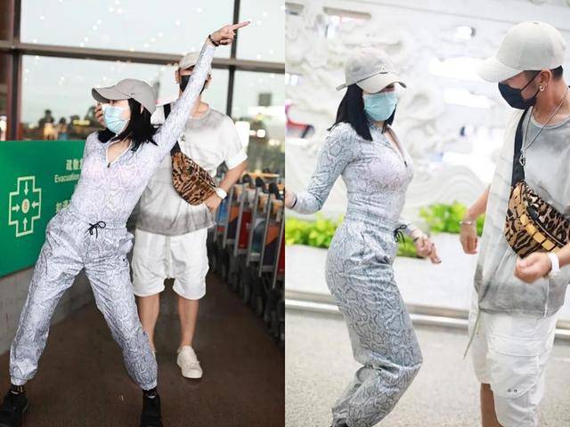 行李架|钟丽缇现身机场放飞自我，踩在行李架上卖力凹造型，可御姐可萝莉