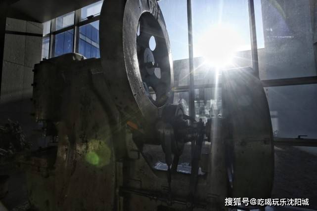 什么是七十年代的美国经济总量_七十年代美国图片(3)